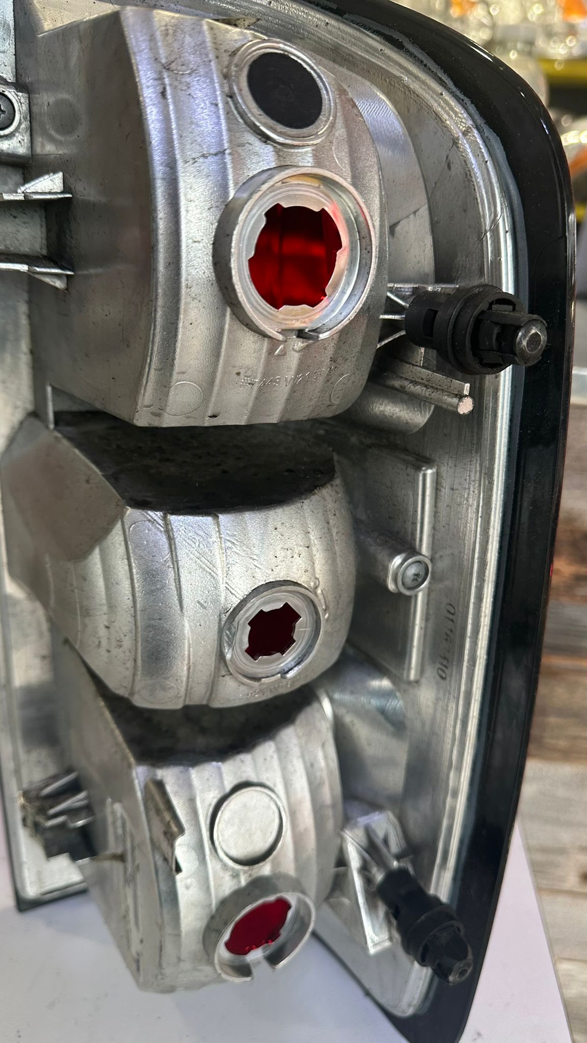 CHEVROLET COLORADO 2015-2022 Driver Taillamp assy