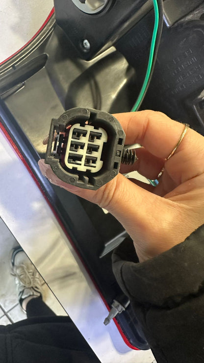 DODGE GRAND CARAVAN 2011-2020 Driver Taillamp assy LED