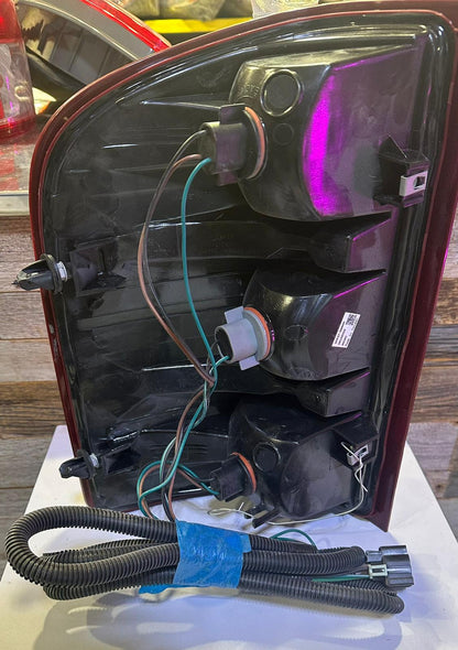 CHEVROLET SILVERADO 1500/ 2012-2013 Passenger Taillamp assy