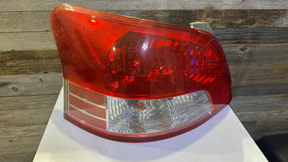 TOYOTA YARIS 2007-2011 Driver Taillamp lens/housing S; Sedan