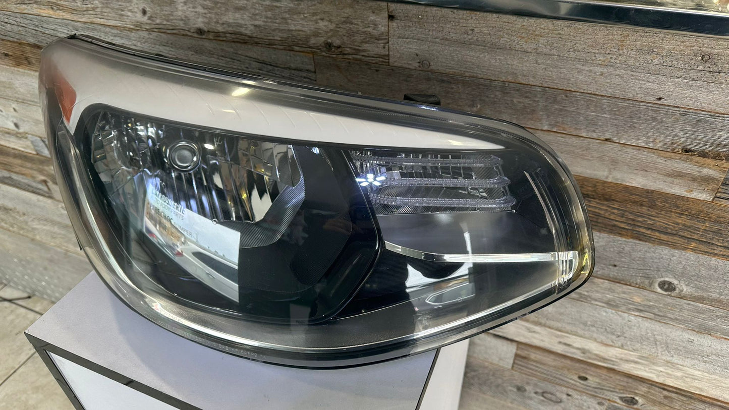 KIA SOUL 2014-2019 Passenger Headlamp assy composite Halogen