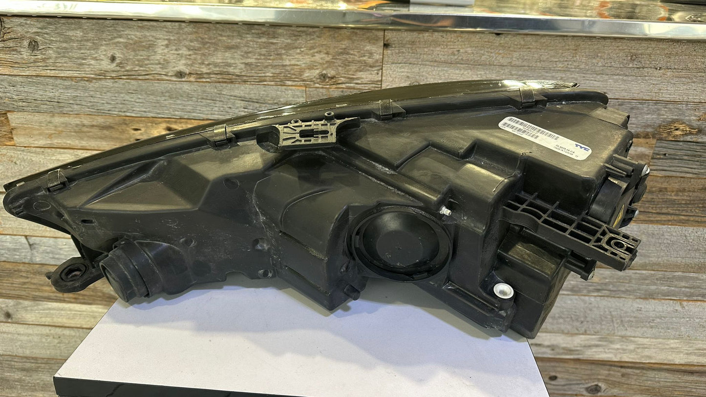 AUDI A4 2017-2019 Passenger Headlamp assy composite HID