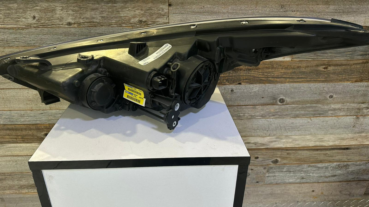 HYUNDAI ELANTRA 2014-2016 Passenger Headlamp assy composite USA Built; w/LED Position Lamp