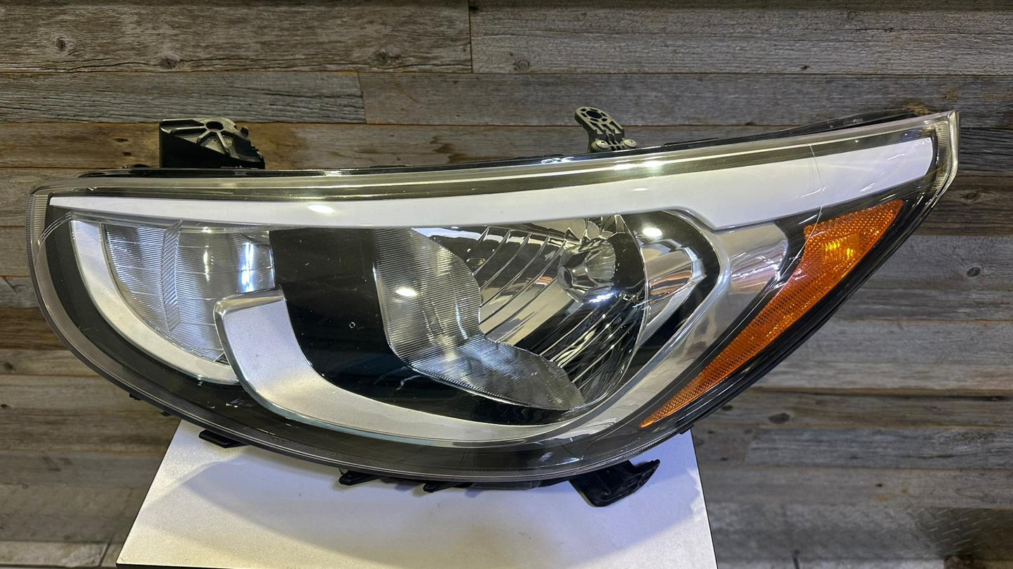 HYUNDAI ACCENT 2015-2017 Driver Headlamp assy composite