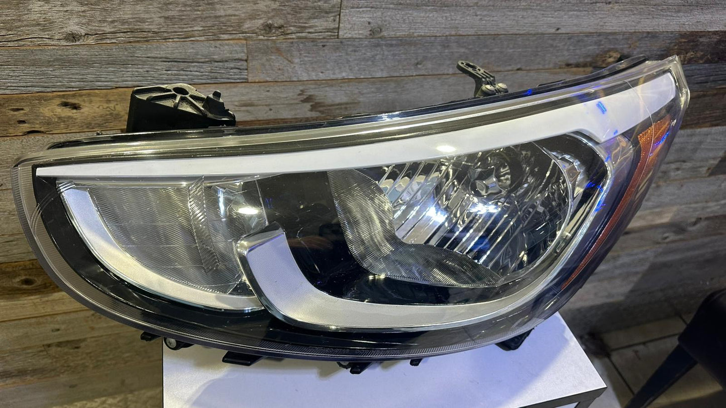 HYUNDAI ACCENT 2015-2017 Driver Headlamp assy composite