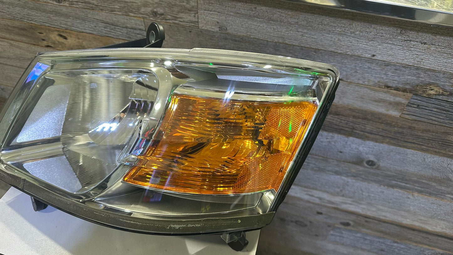 DODGE GRAND CARAVAN 2008-2010 Driver Headlamp assy composite all
