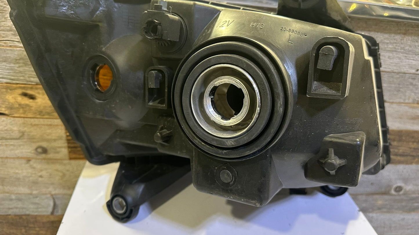 DODGE GRAND CARAVAN 2008-2010 Driver Headlamp assy composite all