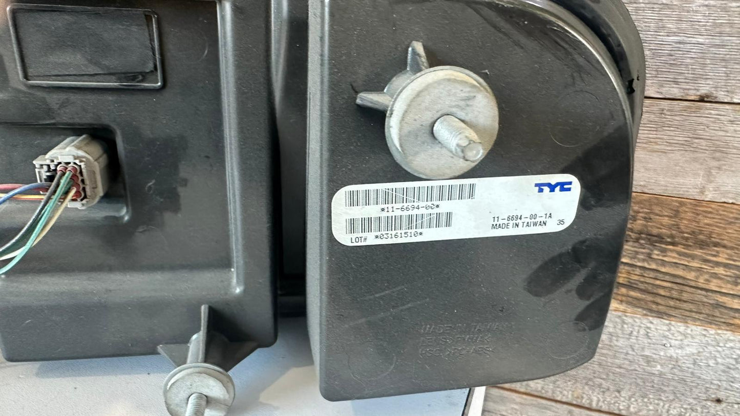 FORD MUSTANG 2013-2014 Driver Taillamp assy SHELBY GT500