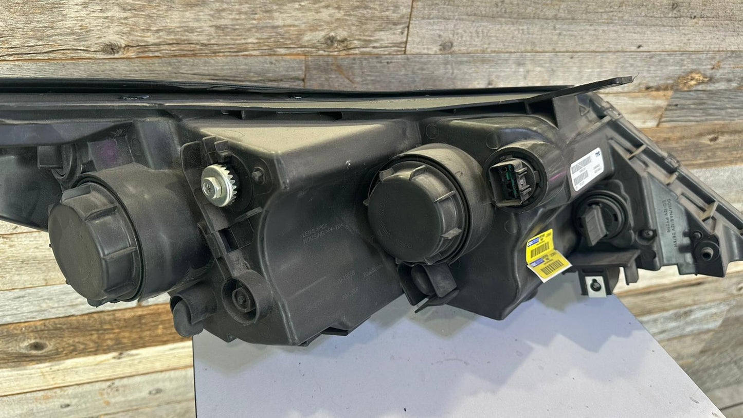 KIA SPORTAGE 2013-2016 Driver Headlamp assy composite w/LED Accent Light