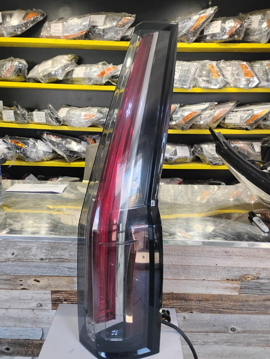 CADILLAC SCALADE 2015-2020 PASSENGER TAILLAMP