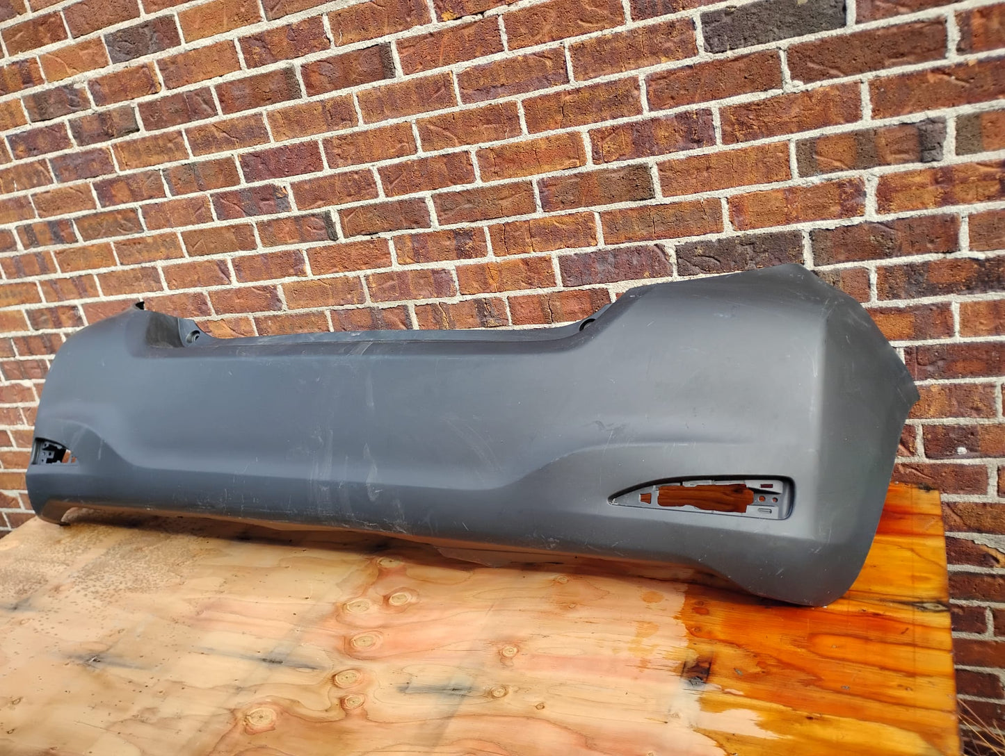 TOYOTA YARIS 2012 2014 Rear bumper cover L|LE; H/B
