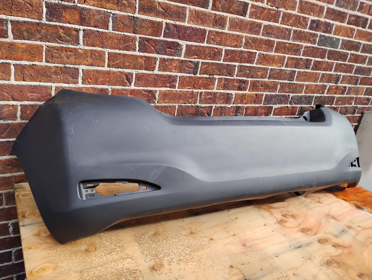 TOYOTA YARIS 2012 2014 Rear bumper cover L|LE; H/B