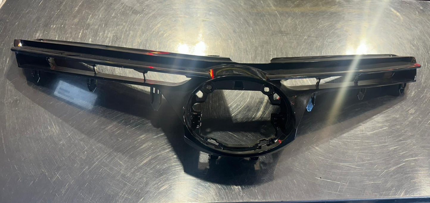 TOYOTA COROLLA 2017-2018 Grille assy CE|L|LE|LE ECO|XLE; Silver