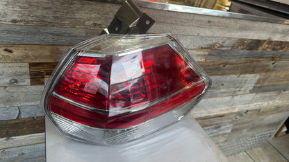 NISSAN ROGUE 2014-2016 Passenger Taillamp assy outer