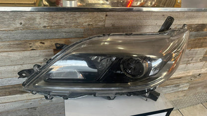 TOYOTA SIENNA 2015-2020 Driver Headlamp assy composite SE Model; Halogen; w/LED DRL