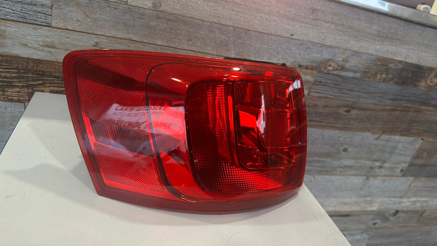 VOLKSWAGEN JETTA 2011-2018 Driver Taillamp assy outer Exc HYBRID; Sedan; Halogen; w/o Rear Fog Lamp