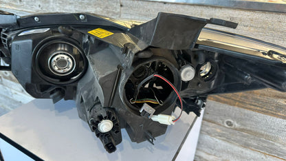 MAZDA CX-5 2013 2015 Passenger Headlamp lens/housing HID