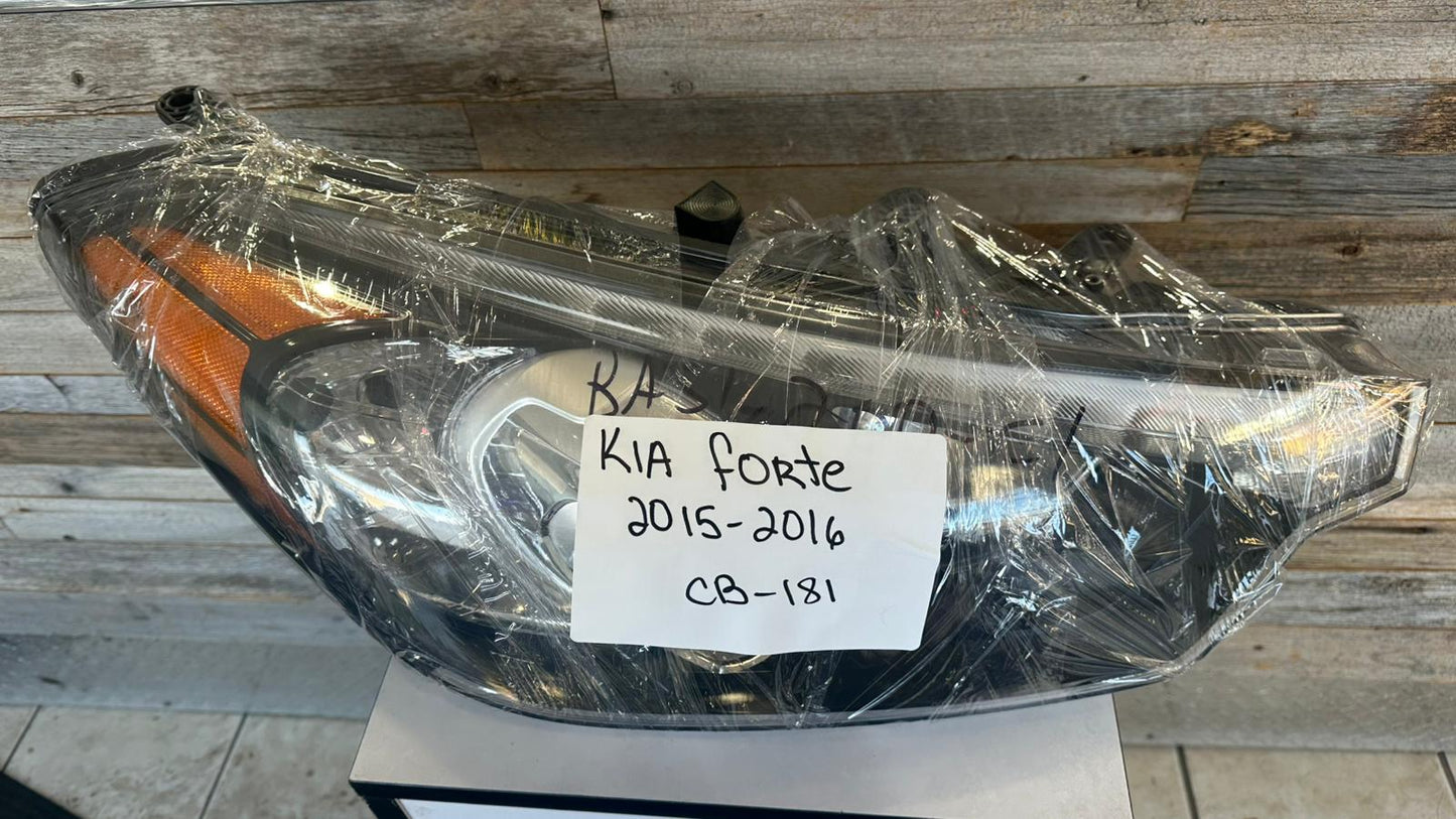 KIA FORTE 2015-2016 Passenger Headlamp assy composite Sedan; HID; From 10-17-14