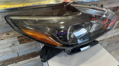 NISSAN ALTIMA 2016-2018 Passenger Headlamp assy composite Sedan; Halogen; w/o LED DRL; w/o Smoke Lens