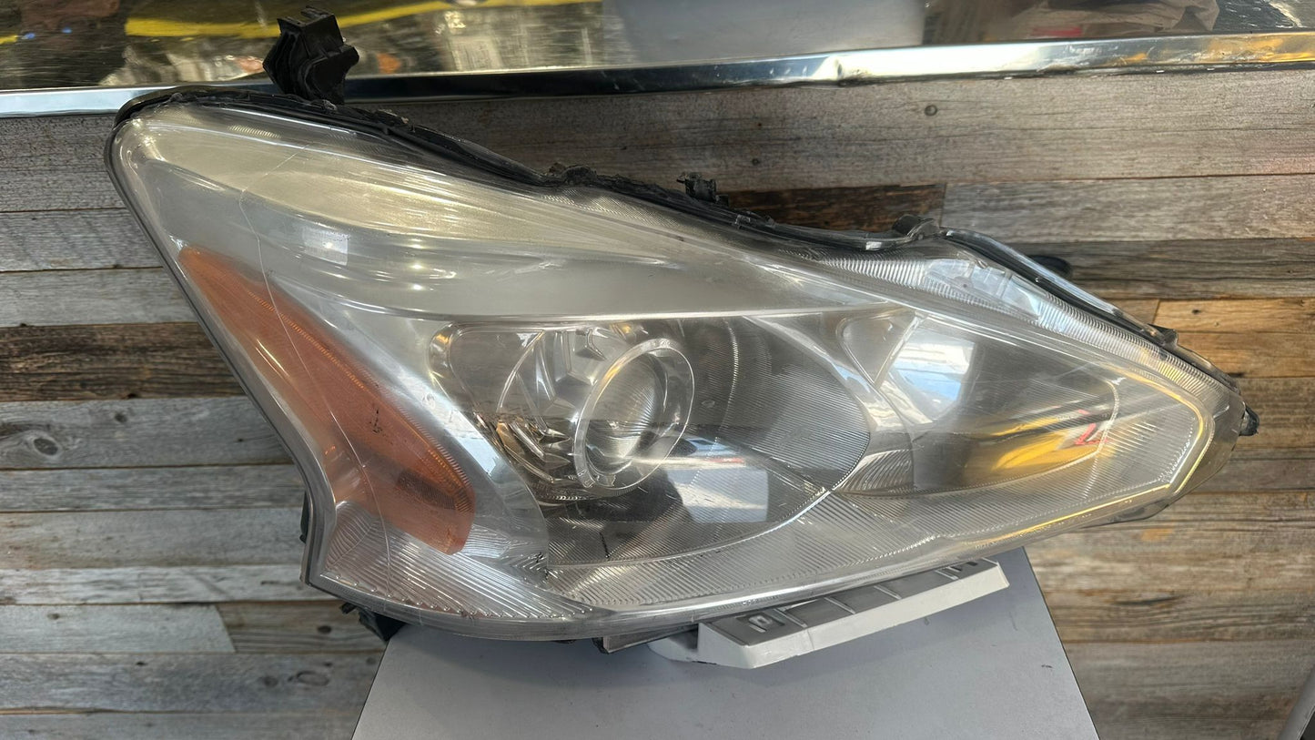 NISSAN ALTIMA 2013-2015 Passenger Headlamp assy composite Sedan; Halogen