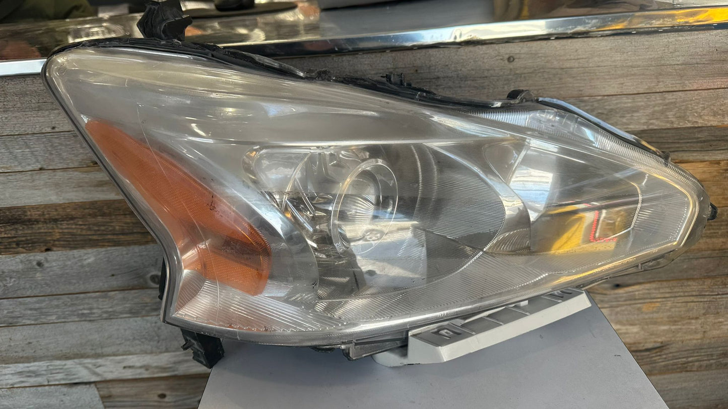 NISSAN ALTIMA 2013-2015 Passenger Headlamp assy composite Sedan; Halogen