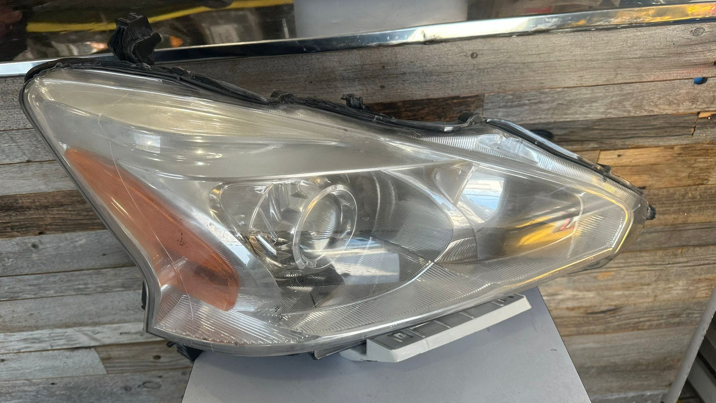 NISSAN ALTIMA 2013-2015 Passenger Headlamp assy composite Sedan; Halogen