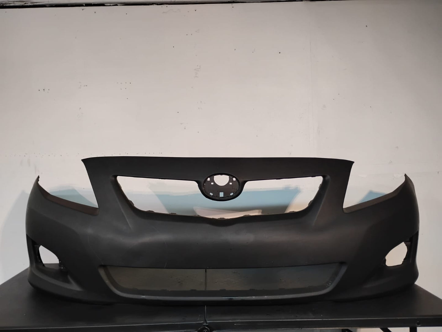 TOYOTA COROLLA 2009 2010 Front bumper cover BASE|CE|LE|XLE; w/o Spoiler Holes new!