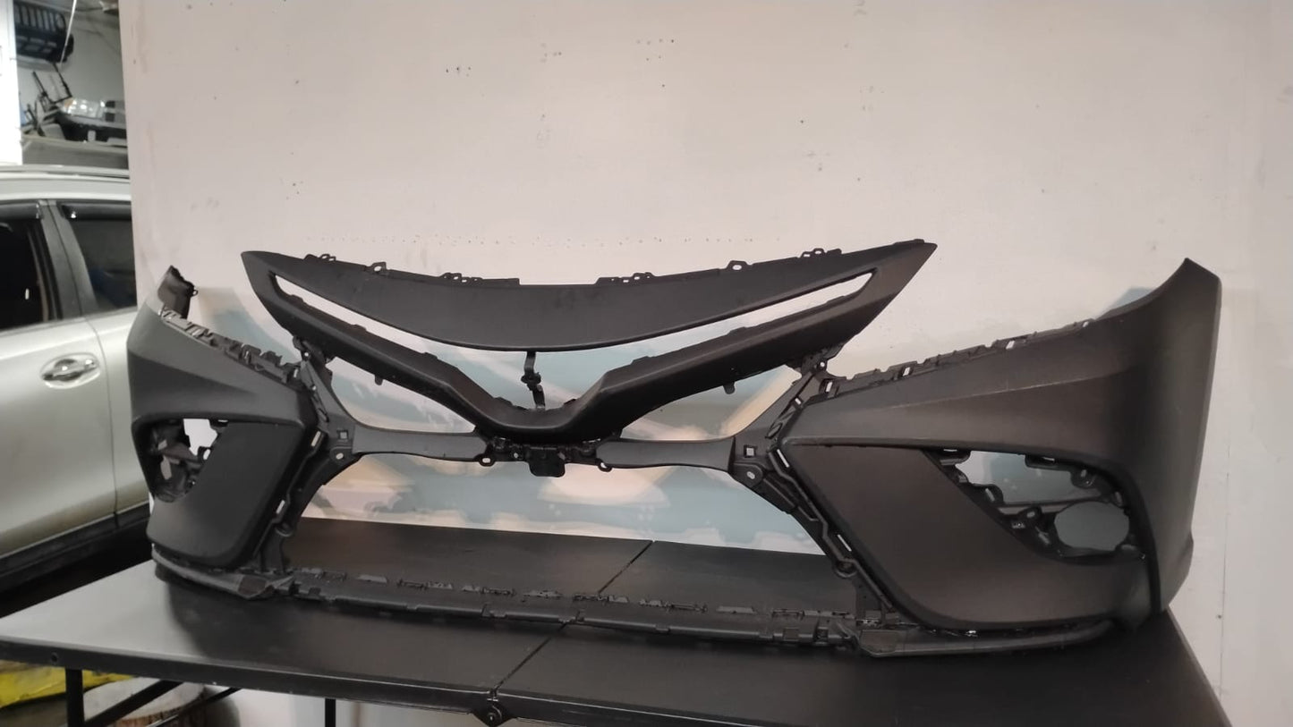 TOYOTA CAMRY 2018-2020 Front bumper cover SE; w/o Parking Sensors; prime