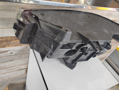 GMC ACADIA 2017-2019 Passenger Headlamp assy composite Halogen; w/LED DRL; w/o All Terrain Pkg