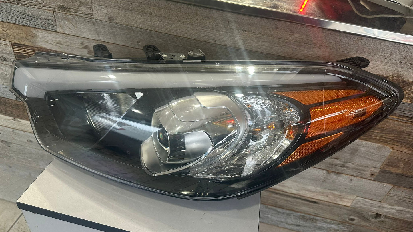 KIA FORTE 2014-2016 Driver Headlamp assy composite Sedan; Halogen; w/o LED Position Lamp