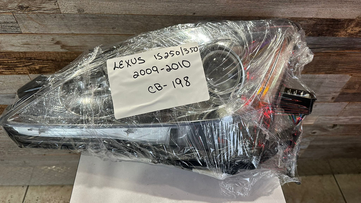 LEXUS IS250/350 /2009-2010 DRIVER HEADLAMP HALOGEN