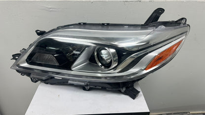 TOYOTA SIENNA 2015 -2019 DRIVER Headlamp assy composite XLE/LIMITED; Halogen; w/LED DRL