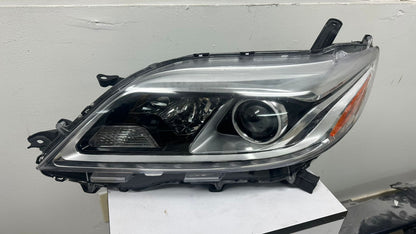 TOYOTA SIENNA 2015 -2019 DRIVER Headlamp assy composite XLE/LIMITED; Halogen; w/LED DRL