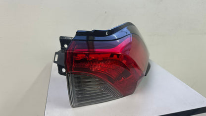 TOYOTA RAV4 2019-2023 Passenger Taillamp assy outer North America Built