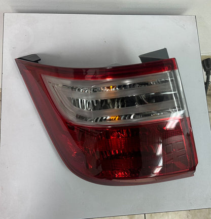 HONDA ODYSSEY 2011-2013 Driver Taillamp assy outer On Body