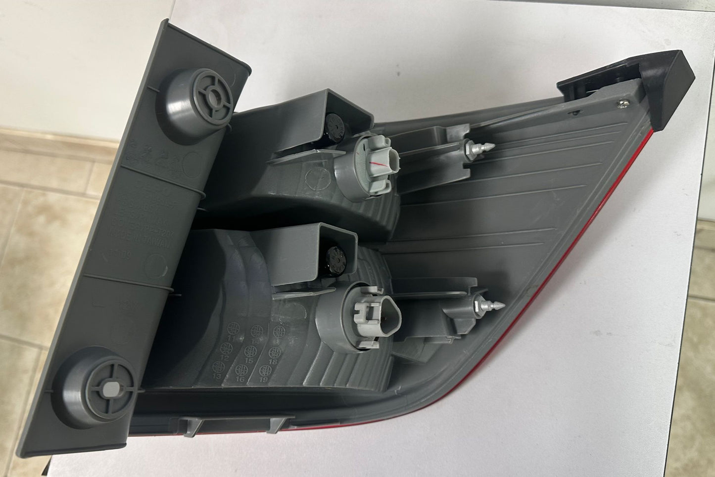 HONDA ODYSSEY 2011-2013 Driver Taillamp assy outer On Body