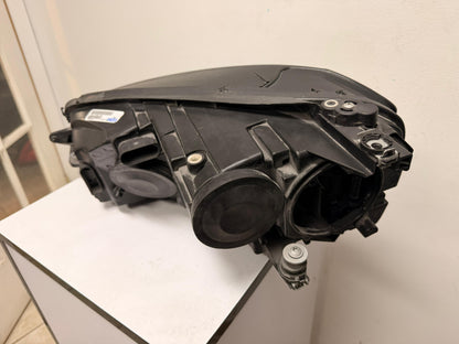VOLKSWAGEN GOLF/ e-GOLF 2015-2020 Passenger Headlamp assy composite Halogen