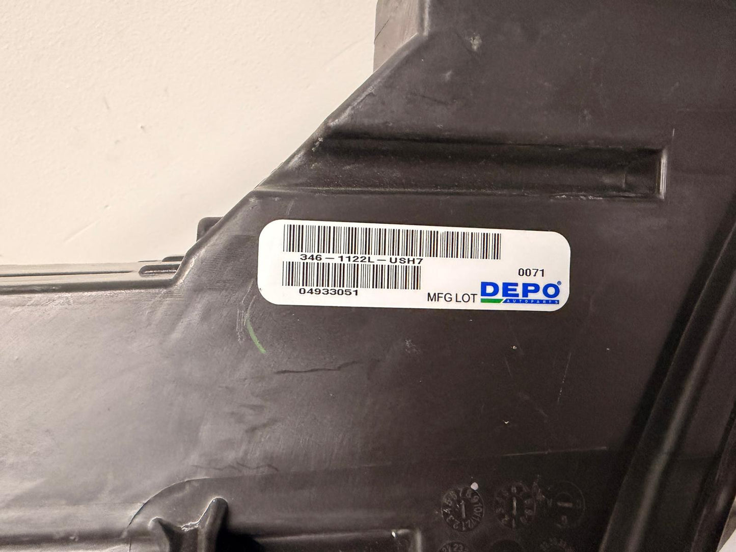 AUDI A4 2017-2019 Driver Headlamp assy composite HID