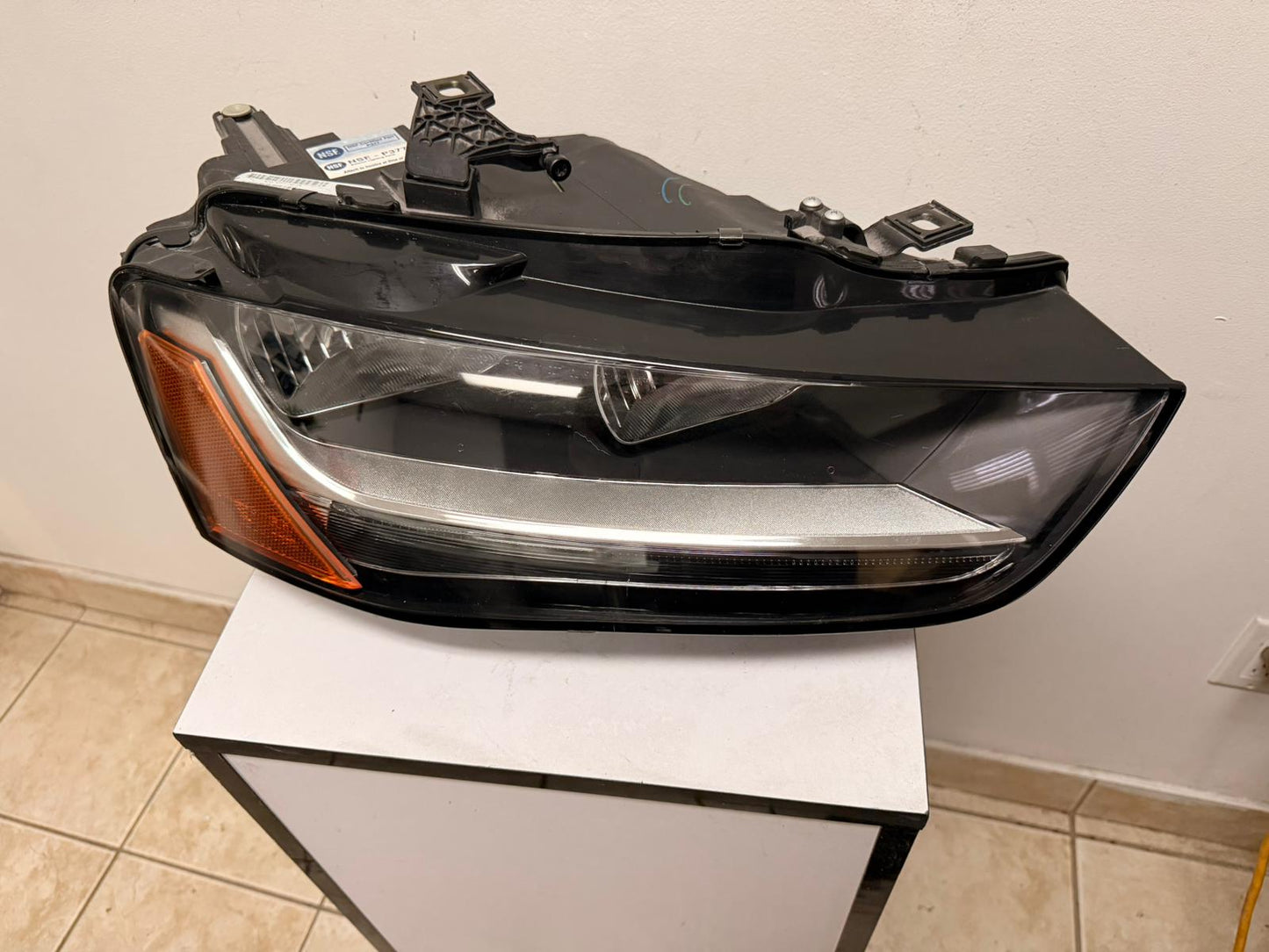 AUDI A4 2012-2016 Passenger Headlamp assy composite Halogen