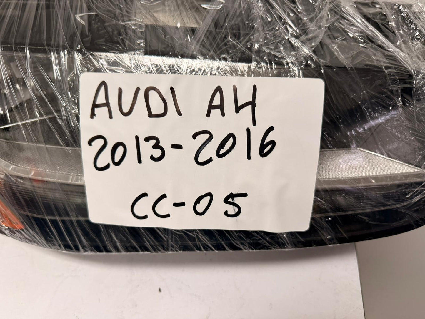 AUDI A4 2012-2016 Passenger Headlamp assy composite Halogen