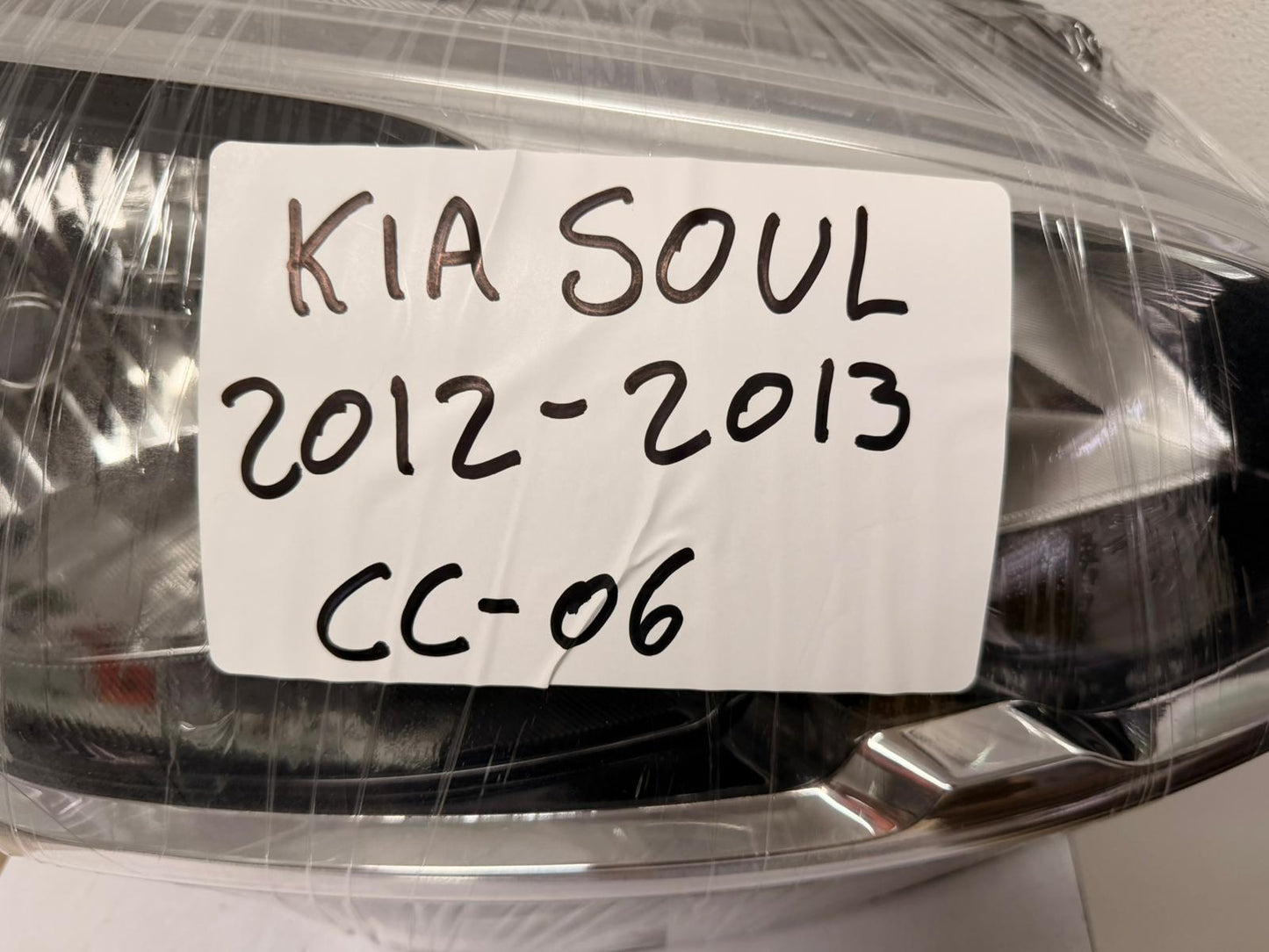 KIA SOUL 2012-2013 Passenger Headlamp assy composite