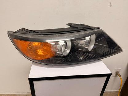 KIA SORENTO 2011-2013 Passenger Headlamp assy composite