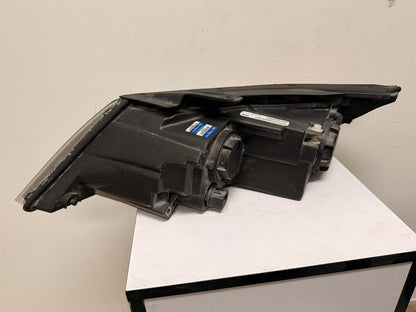 KIA SORENTO 2011-2013 Passenger Headlamp assy composite