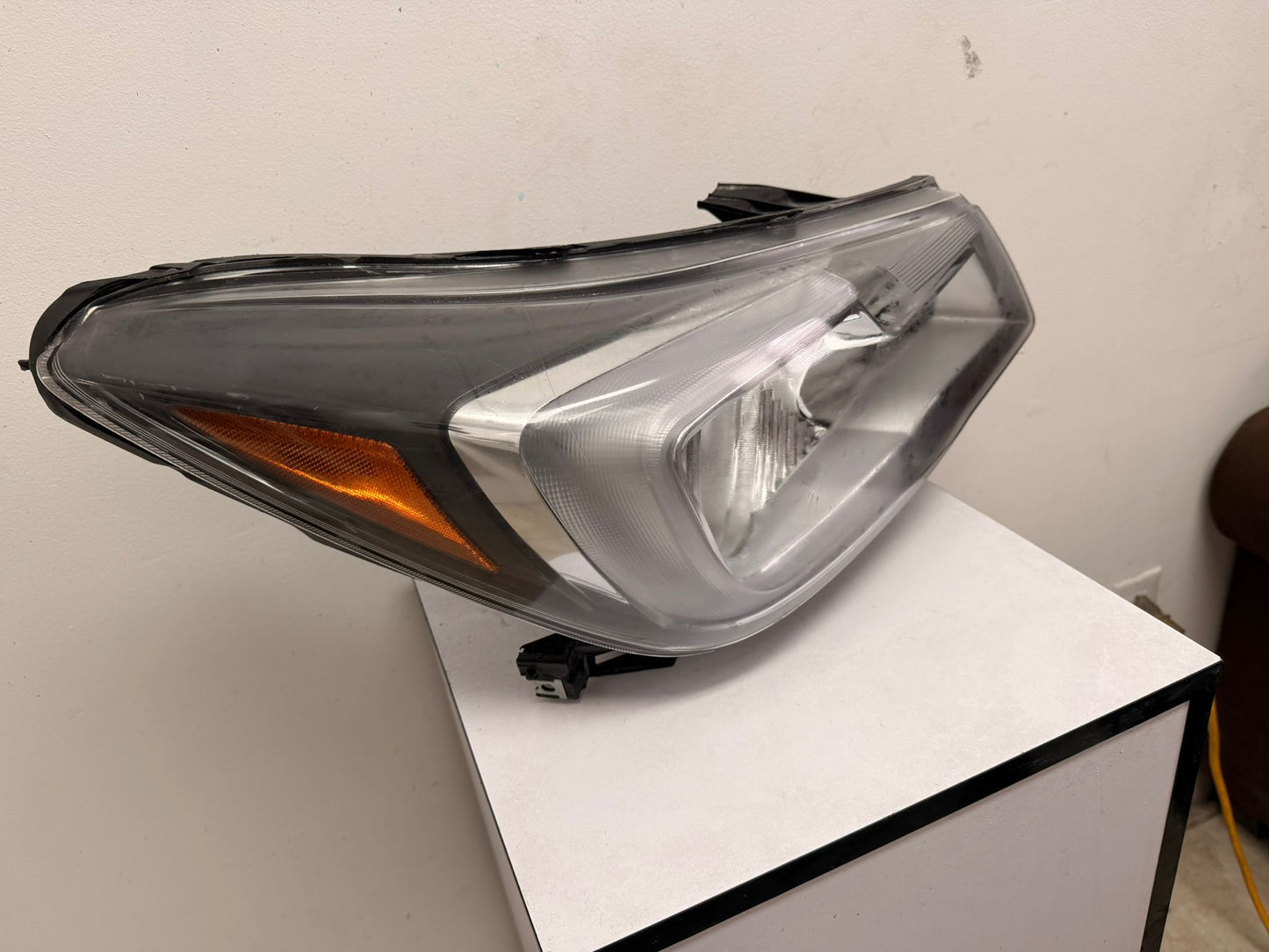 SUBARU FORESTER 2017-2018 Passenger Headlamp assy composite Halogen