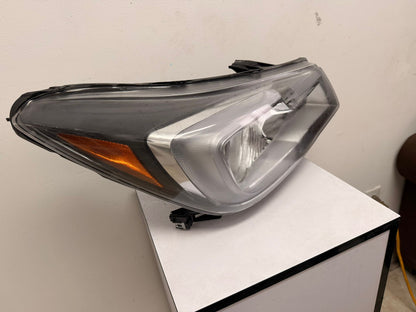 SUBARU FORESTER 2017-2018 Passenger Headlamp assy composite Halogen