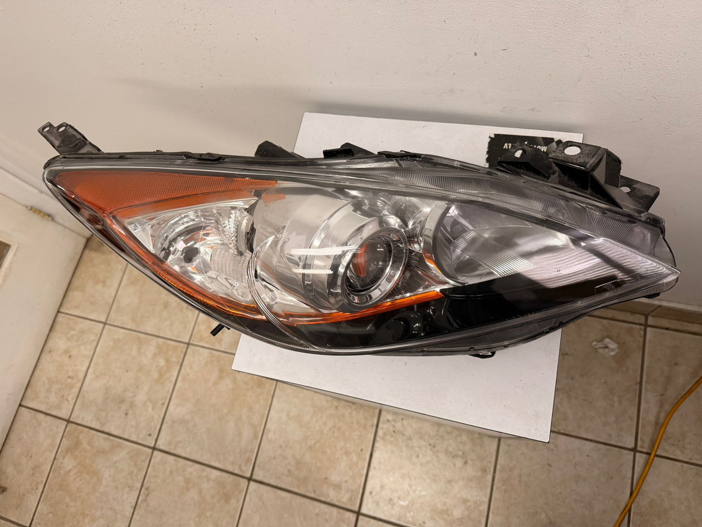 MAZDA 3 2010-2013 Passenger  Headlamp lens/housing Halogen; 5 Speed Trans