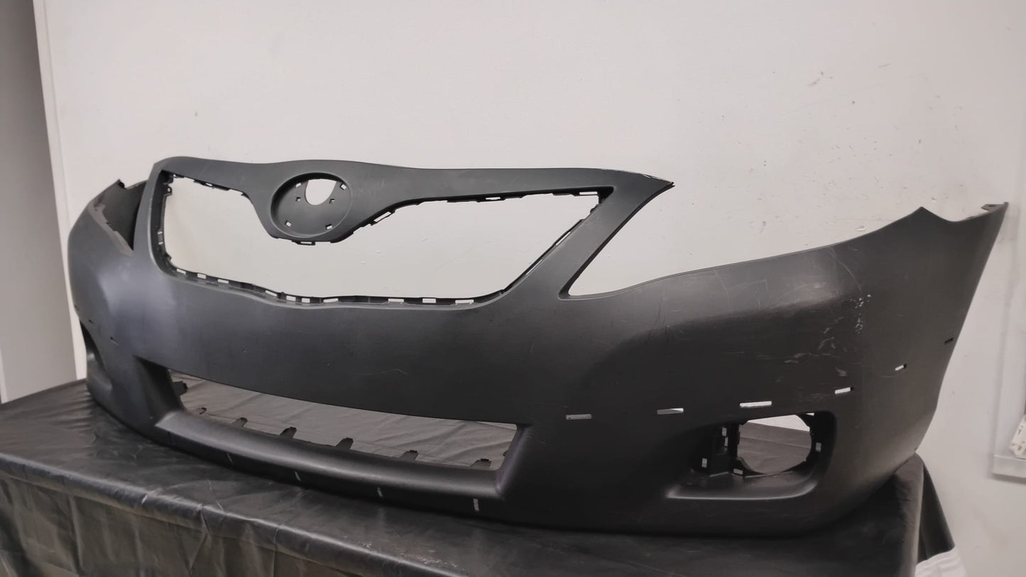 TOYOTA CAMRY 2010 - 2011 FRONT BUMPER SE MODEL NEW!!!!!!