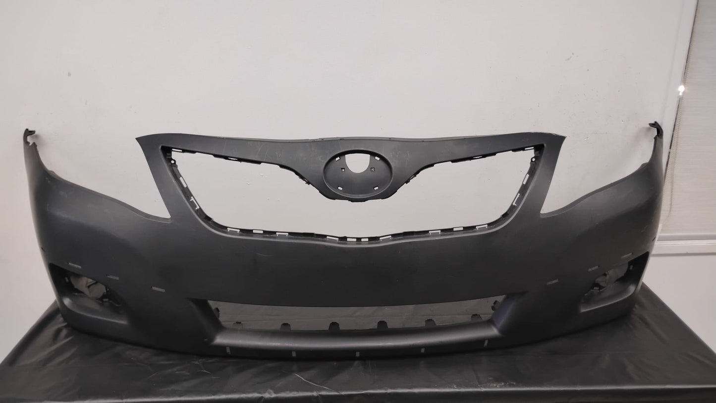 TOYOTA CAMRY 2010 - 2011 FRONT BUMPER SE MODEL NEW!!!!!!