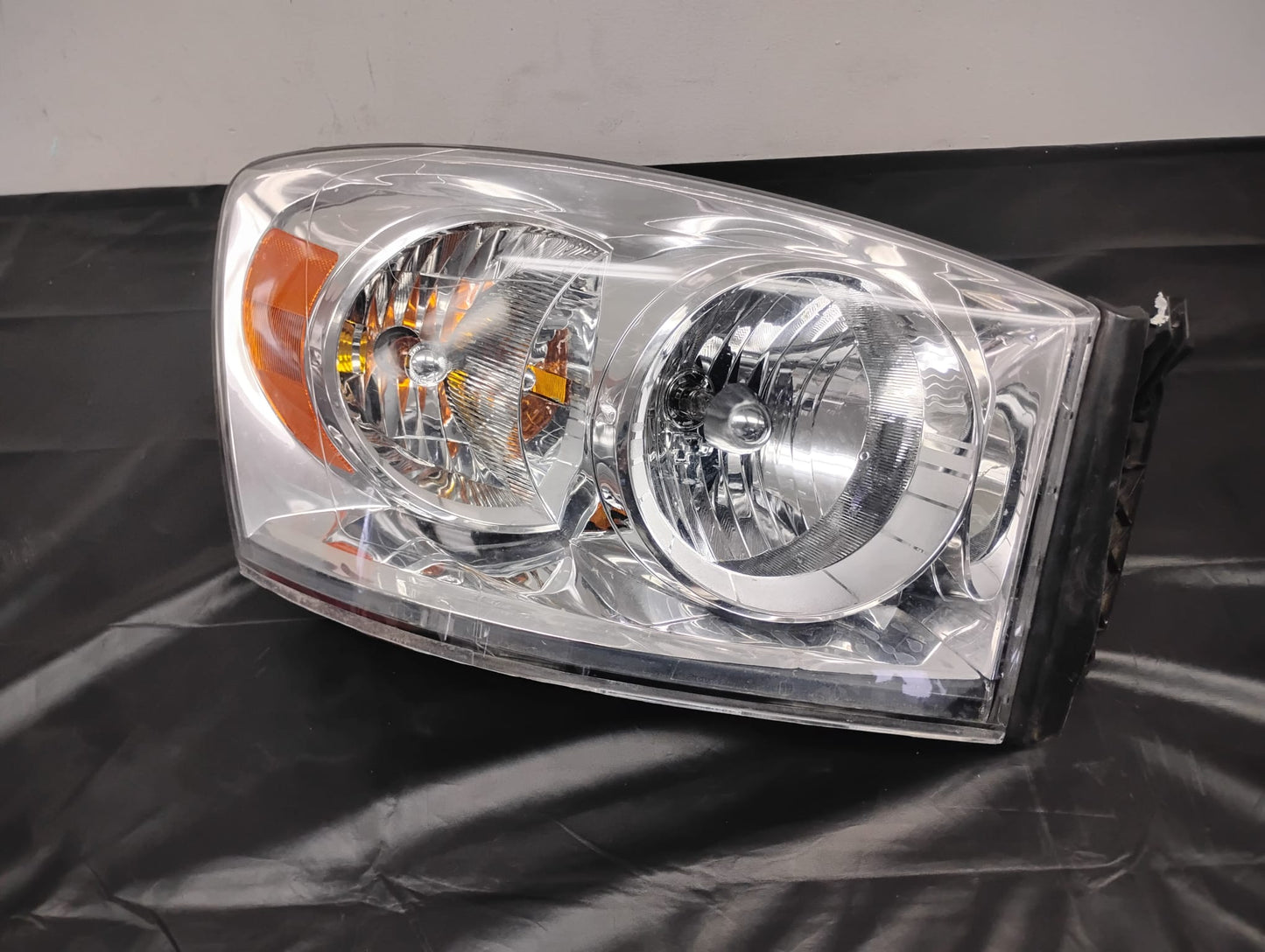 Dodge Ram 1500/2500/3500 Passenger Side Headlight Assembly Composite 2007-2009
