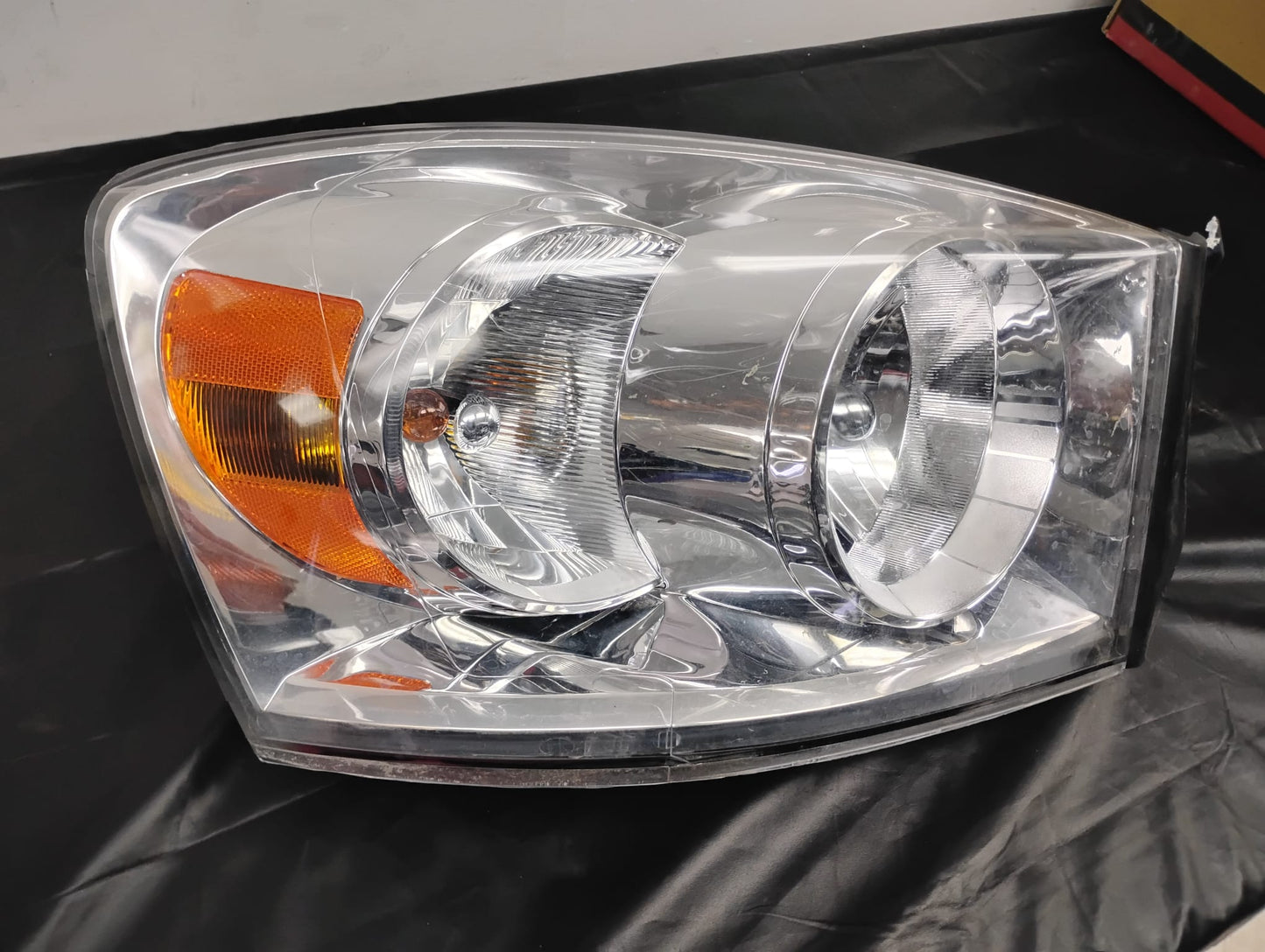 Dodge Ram 1500/2500/3500 Passenger Side Headlight Assembly Composite 2007-2009